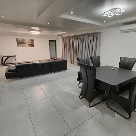 Апартаменти In Town Vaal Фереенігінг Екстер'єр фото